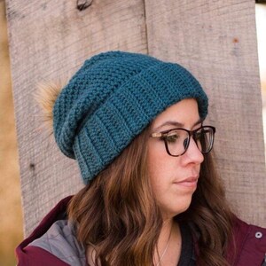 Simple Slouchy Beanie Crochet Pattern | Crochet Hat | Crochet Beanie | Fur Beanie