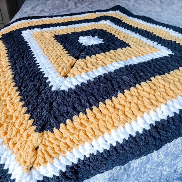Buzzin Baby Blanket Crochet Pattern using Bernat Blanket Yarn | Bee Blanket | Digital Pattern Download | Soft Baby Blanket