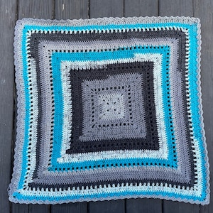 One Cake Baby Blanket Crochet Pattern | Digital Download | Caron Big Cakes Yarn | One Skein Baby Blanket | Square Blanket Crochet Pattern