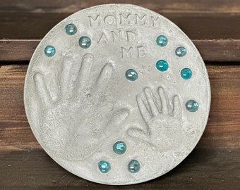 Create Your Own Mommy and Me Handprint Stepping Stone, Family Garden Keepsake DIY Kit for Mother's Day