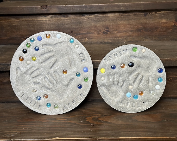 Grandma's Garden DIY Stepping Stone Kit - Personalized Handprint