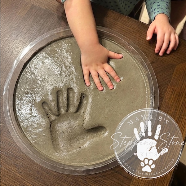 DIY Personalized Garden Stone Kit – Handprint Garden Stone – Fathers Day Gift for Dad or Grandpa