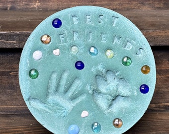 Handmade Garden Stepping Stone Kit – Personalized Stepping Stone – Garden Gift for Grandma and Mom