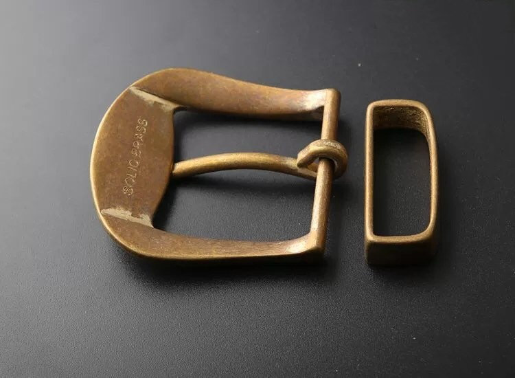 Fibbia per cintura in ottone massiccio - 35 mm - Accessori per cintura in oro opaco per uomo e donna - 1,37 '' - Italia Fibbia per cintura in ottone massiccio - 35 mm - Accessori per cintura in oro opaco per uomo e donna - 1,37 '' - Italia