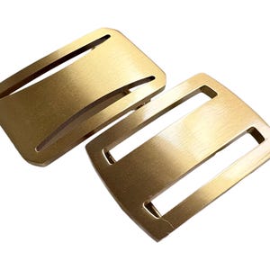 Fibbia per cintura quadrata in ottone massiccio da 40 mm adatta per cinture da 1 1/2".