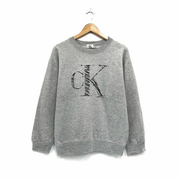 white ck jumper