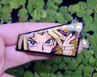 Gaze Anime Enamel Pin: Duelist Eyes, Glow in the Dark