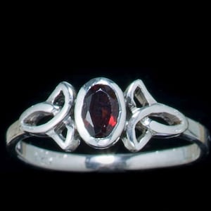 Sterling Silver Celtic Knot Ring with Natural Garnet – Symbol of Passion & Protection