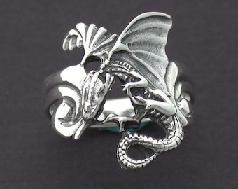 Bague dragon en argent sterling - Symbole de gardien mythique -- Taille de bagueDisponible : 6, 7, 8, 9, 10, 11.