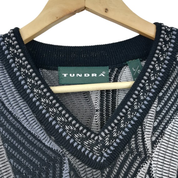 【TUNDRA】 Vintage 3D cotton knit Tundra Canada Vintage 3D Knit V-neck Pullover Sweater Size L