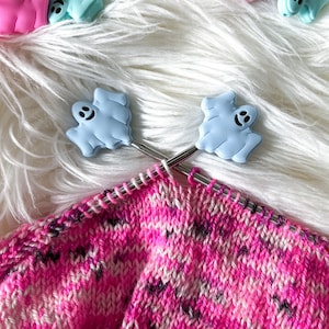 Light Blue Ghosts Knitting Needle Stoppers, Point Protectors, Knit Notions, Knit Protectors, Halloween Knitting Stoppers, Stitch Stoppers