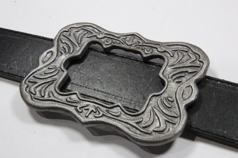 Ebony Buckle Official