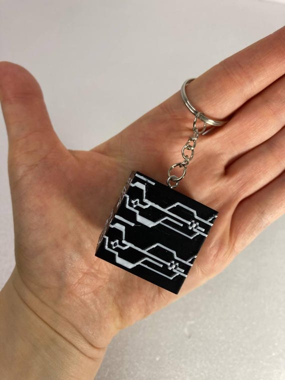 Nier Automata 2B Black Box Keychain - Etsy