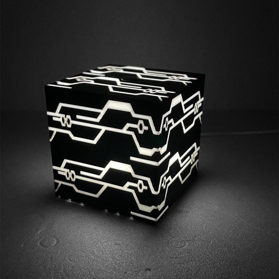 NieR Automata 2B ブラックボックス - 3Dナイトライト USB LEDテーブル