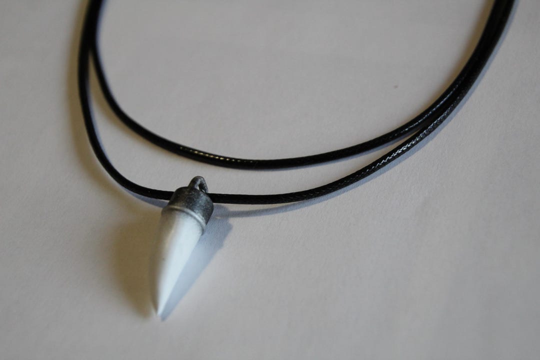 Collier Devil May Cry Demon Hunter - Pendentif Pierre âme Accessoire Gaming