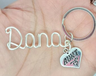 Custom Aunt Keychain, Aunt keychain, auntie keychain, Keychain, aunt charm, aunt gifts, gifts for aunt, auntie gifts, gifts for auntie