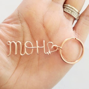 Maid of honor Keychain, custom name keychain, Name keychain, Keychain, custom keychain, rose gold keychain, wedding gifts, gifts for MOH