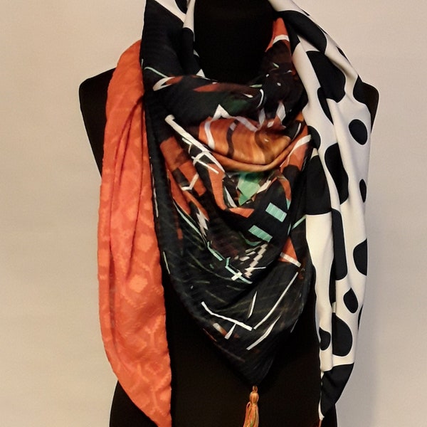 Grand foulard triangulaire ANTAYA