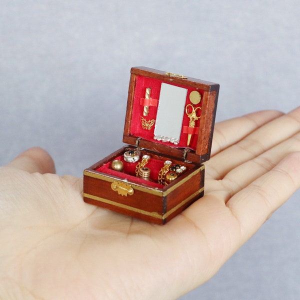 AirAds Dollhouse 1/12 Miniatures Classic Wooden Jewelry Box /Doll House Accessory Room Decor