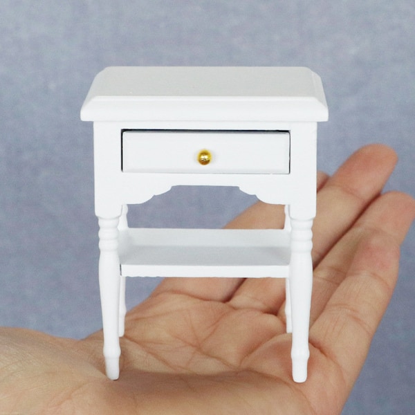 AirAds Dollhouse 1:12 dollhouse miniature end table side stand wooden nightstand white table