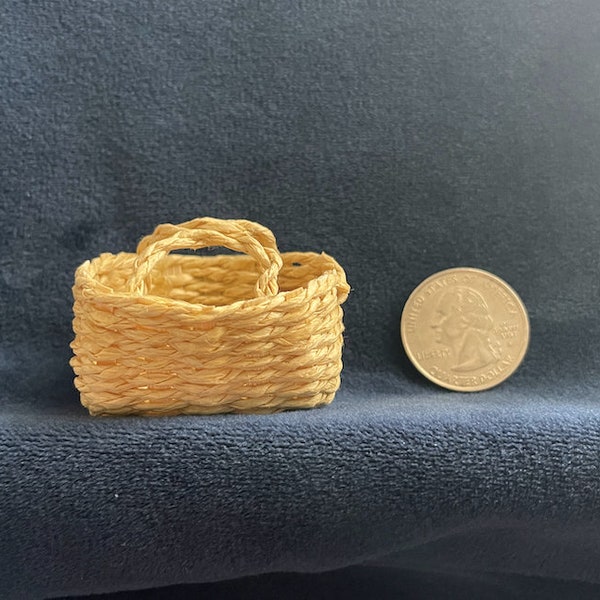 AirAds Dollhouse (Lot 2) 1:12 scale dollhouse miniature basket dolls hand basket mini baskets