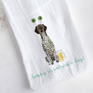 Lucky St. Patrick&#39;s Day German Shorthaired Pointer Tea Towel | GSP St Patricks Kitchen Towel, St Patricks Day Hand Towel