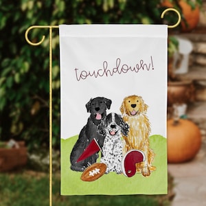 Sportliche Fußball Mix and Match Haustier Garten Flagge | Personalisierte Hund Yard Flagge, Goldendoodle, Golden Retriever, Labrador, GSP, Spaniel, Katze