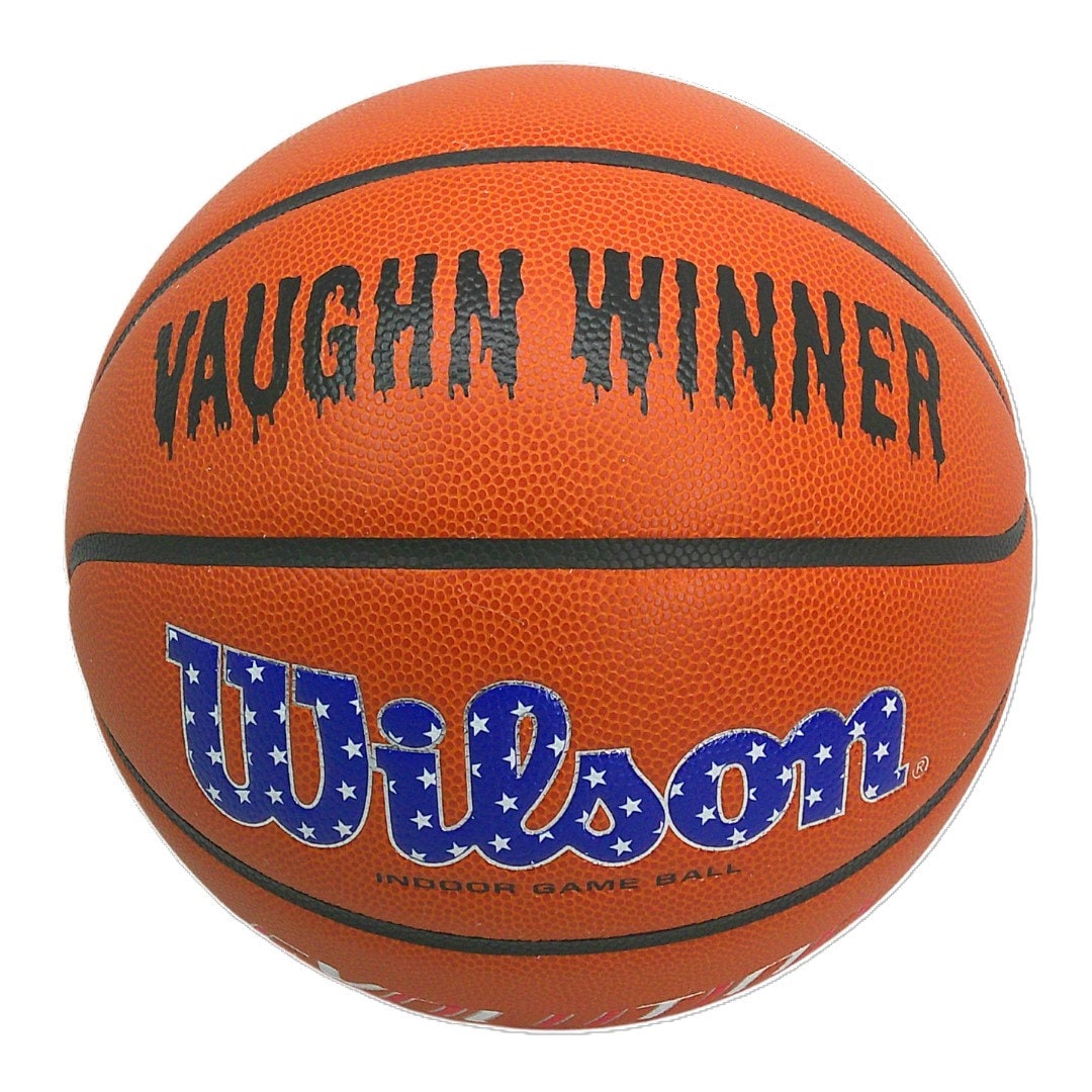 Ballon De Basketball Wilson Evolution Edition Limitée - Taille 7 - Avec Casquette De Camionneur Assortie