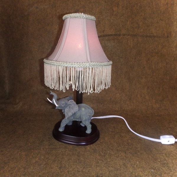 safari dicor lamp