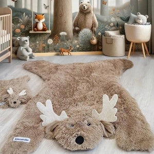 Personalisierter Plüsch-Kinderzimmerteppich, weiche Minky-Tierspielmatte, anpassbares Kinderzimmerdekor, einzigartiges handgemachtes Babypartygeschenk