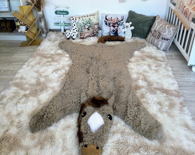 Handmade Shaggy Horse Nursery Rug, Soft Brown Play Mat, Cozy Kids Room Decor, Farmhouse Animal Themed Rug