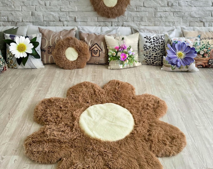Light Brown Flower Rug - Plush Shaggy Nursery Carpet, Soft Kids Play Mat, Floral Room Decor, Cozy Baby Rug, Handmade Nature-Inspired Gift