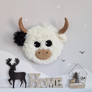 Zur Wand befestigte Highland Kuh Kopf Plüsch