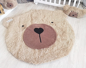 Tappeto a forma di orso per la cameretta - Tappeto da gioco a pelo lungo color tortora, regalo personalizzato per neonati a tema bosco