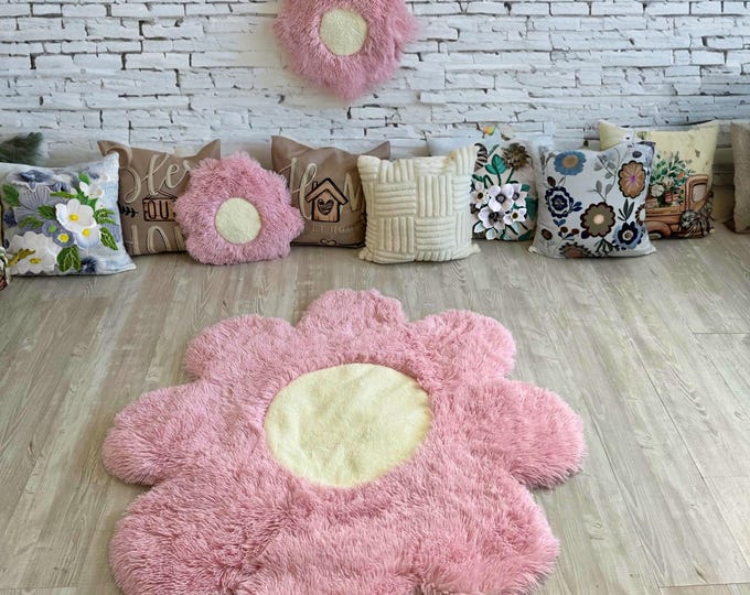 Pink Flower Rug, Daisy Nursery Rug, Soft Shaggy Minky Carpet, Blush Pink Kids Room Decor, Floral Play Mat, Boho Baby Nursery, Cozy Plush Rug