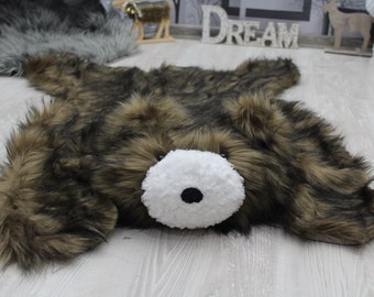 Personalized Faux Fur Bear Rug - Soft Playmat for Kids, Cozy Nursery Decor, Custom Animal Floor Mat, Unique Baby Gift