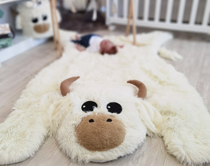 Highland Cow Nursery Rug - Baby Rug for Cozy Room Decor, Soft Plush Farm Animal Playmat, Gender Neutral Newborn Gift, Farmhouse Baby Decor