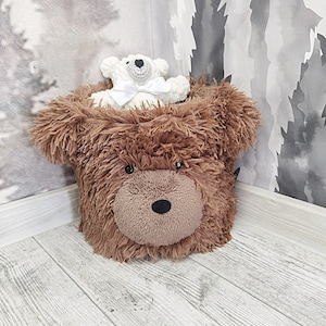Personalisierter Bärenspielzeug-Aufbewahrungskorb - wunderlicher Kinderspielzeug-Organisator, anpassbarer Kinderzimmerkorb, entzückendes Spielzimmerdekor, handgemachtes Geschenk