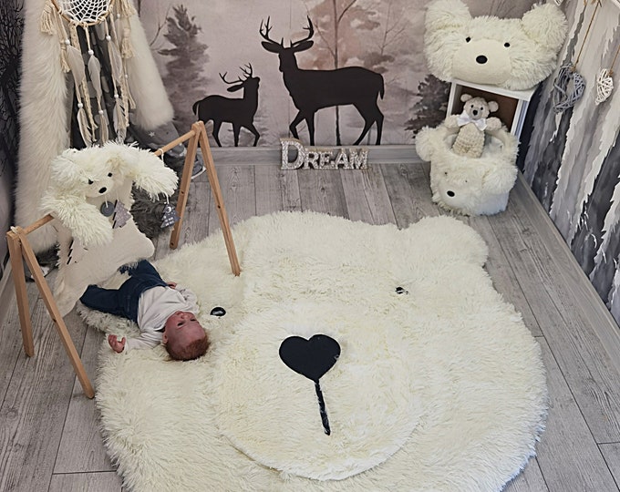Woodland Nursery Rug, Personalized Bear Adventure, Pictured Rug 45"
