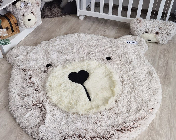 Woodland Animal Nursery Bear Rug, Personalized Baby Decor, Pictured Rug 45"