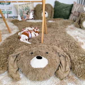 Handgefertigter Teppich im Zottelmuster - Kuschelige Krabbeldecke im Welpen-Design für Baby-Dusche-Geschenke