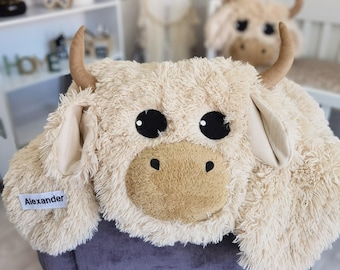 Beige Highland Cow Rug: Farmhouse Nursery Playmat
