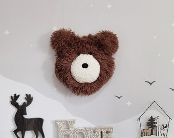 Support mural brun fausse tête d'ours - décoration de chambre d'enfant rustique - art mural animal fait main, tapis sur la photo - 45"