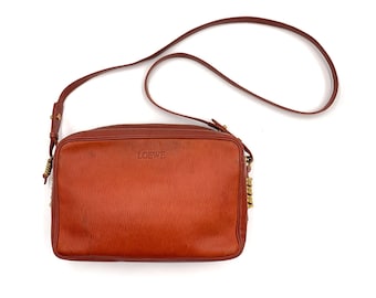 Loewe Pale Gold Leather Aire Crossbody Bag For Sale at 1stDibs