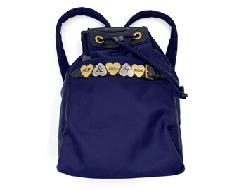 MOSCHINO 旅行用バッグ　ナイロンバッグ　グリーン　ハートチャーム MOSCHINO 旅行用バッグ ナイロンバッグ グリーン ハートチャーム