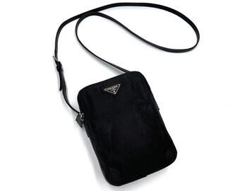 prada star purse