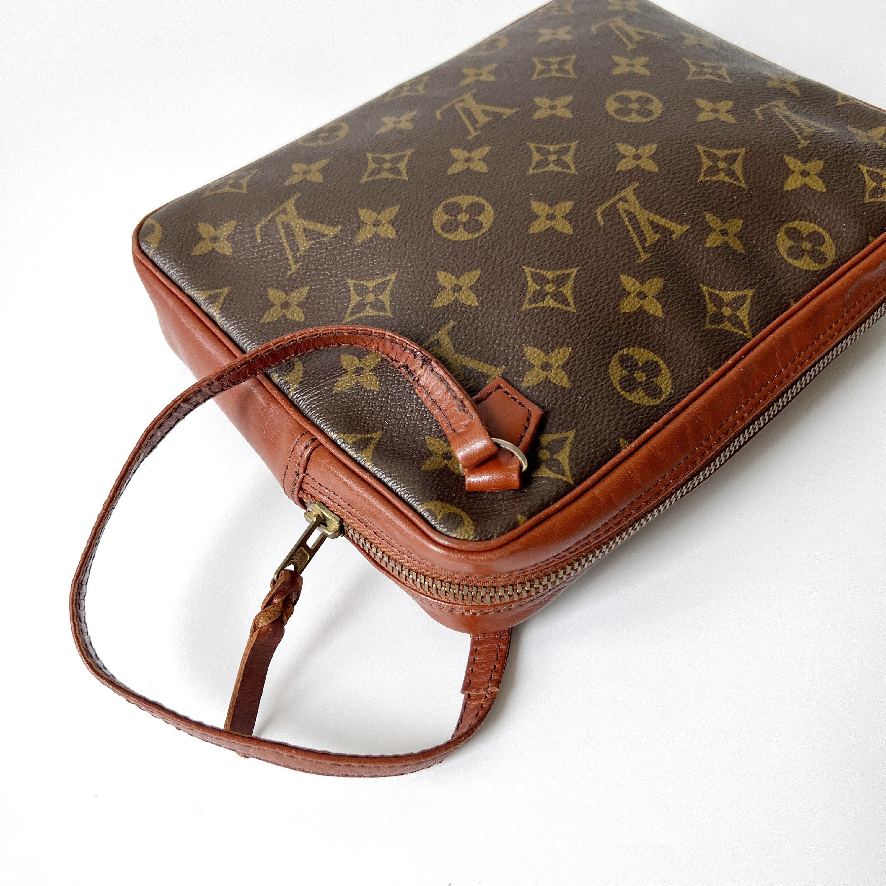 Authentic Louis Vuitton Clutch Bag Second 184 Pochette Sport Used Handbag LV