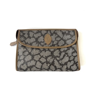 Yves Saint Laurent Authentische Vintage PVC Leinwand Giraffe Muster Medium Clutch