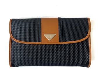 Yves Saint Laurent Authentic Vintage YSL Triangle Logo Crossbody Bag