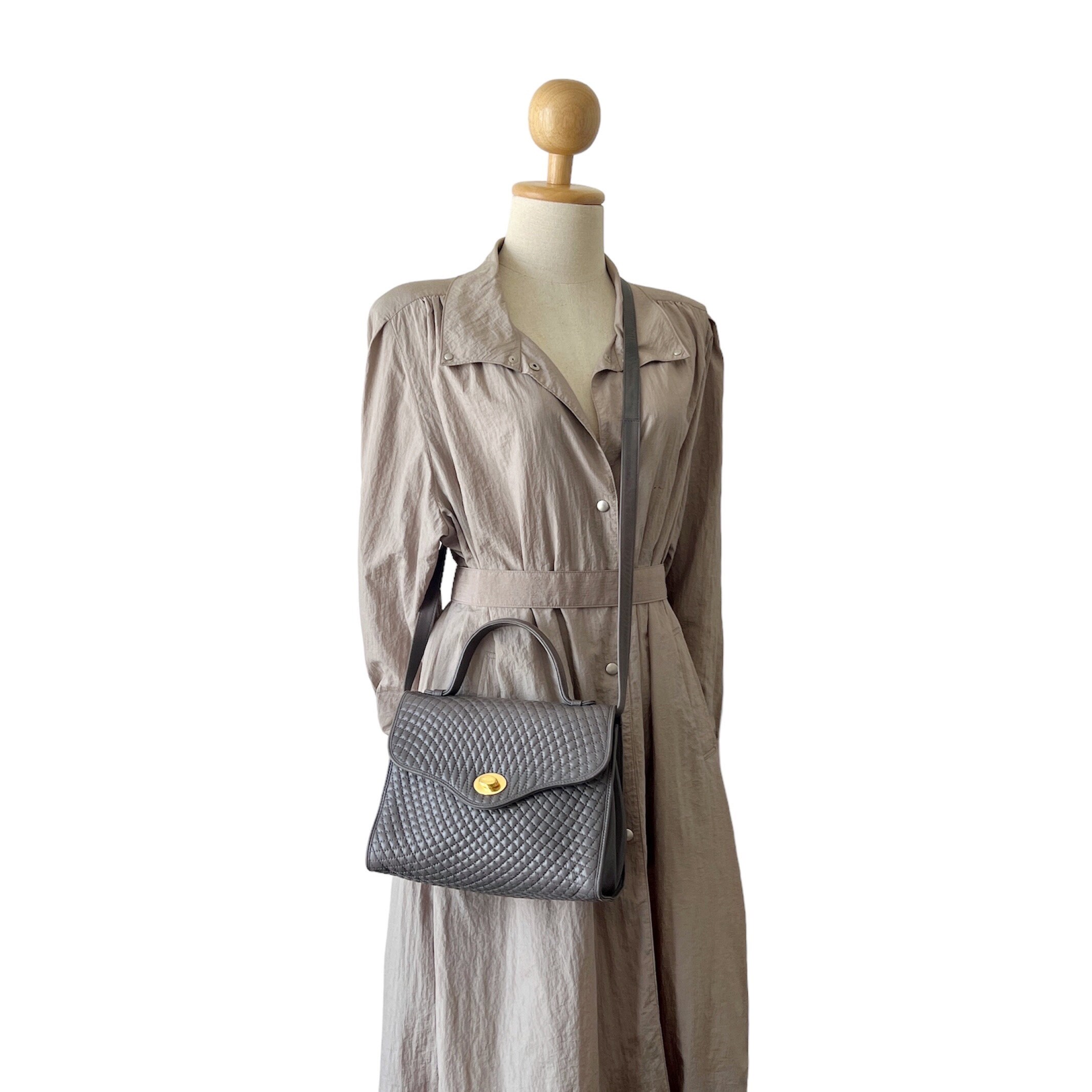 BALLY Authentic Vintage Quilted Gray Leather Top Handle Bag 